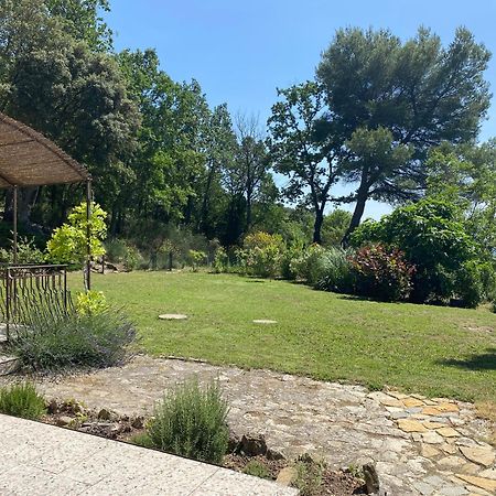 Les Oliviers Villa Vaugines Luaran gambar
