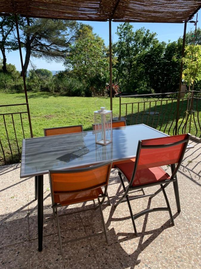 Les Oliviers Villa Vaugines Luaran gambar