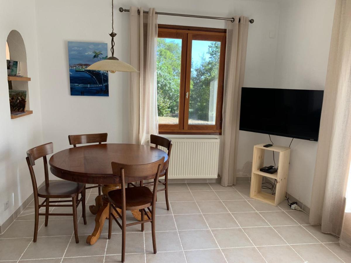 Les Oliviers Villa Vaugines Luaran gambar